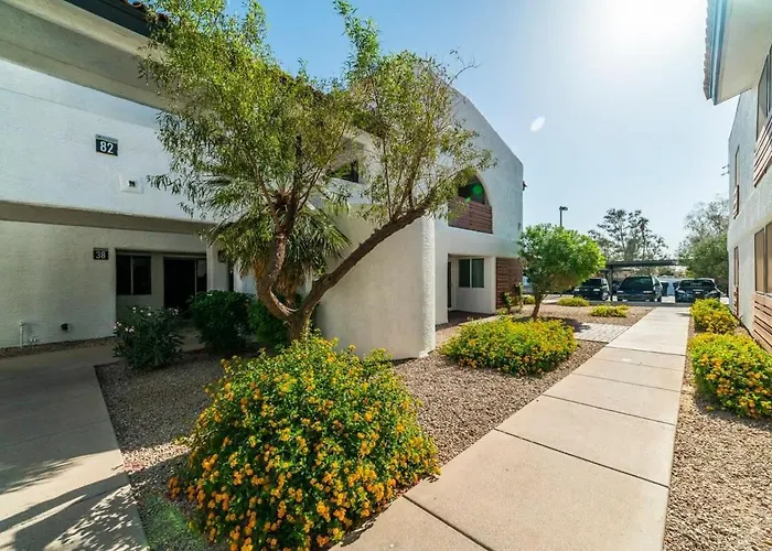 Holiday home 41b - Modern 1bd Heated Pool *