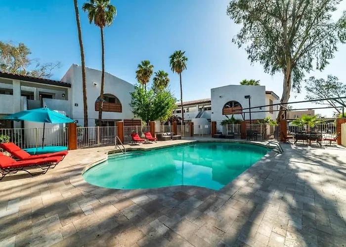 Holiday home 41b - Modern 1bd Heated Pool *